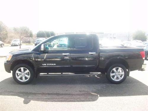 Nissan Titan 2008 photo 1