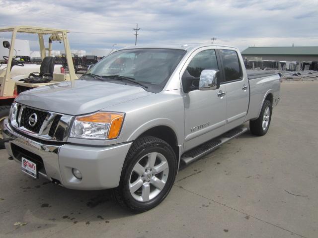 Nissan Titan 2008 photo 2