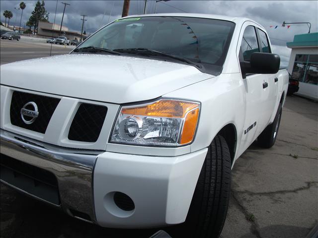 Nissan Titan 2008 photo 1