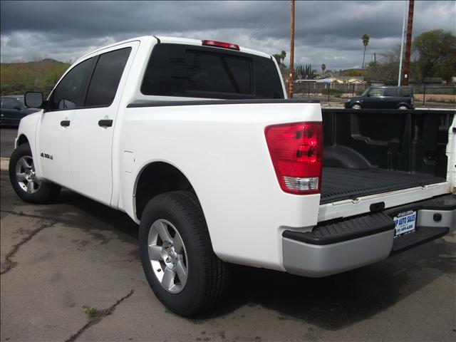 Nissan Titan 2008 photo 2