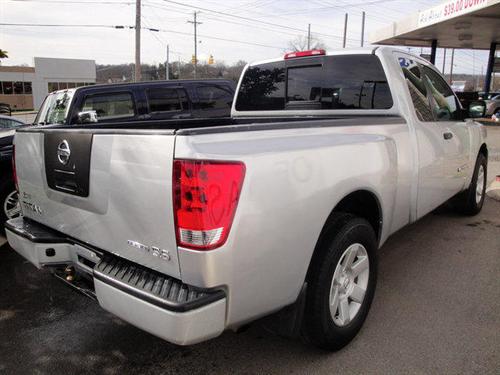 Nissan Titan 2008 photo 2