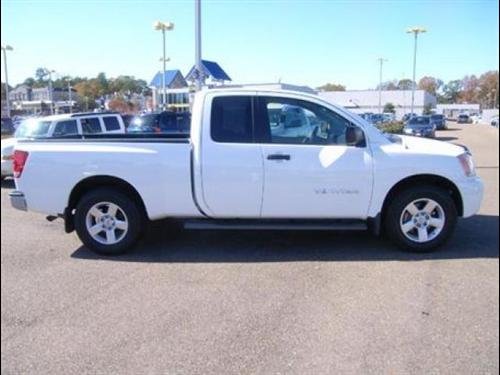 Nissan Titan 2008 photo 1