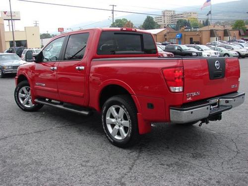Nissan Titan 2008 photo 2