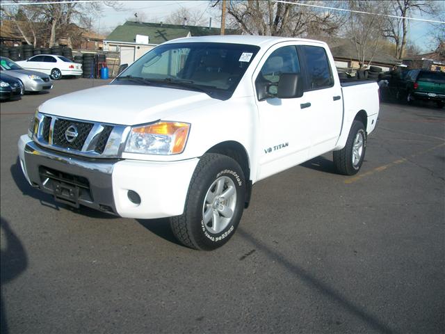 Nissan Titan 2008 photo 2