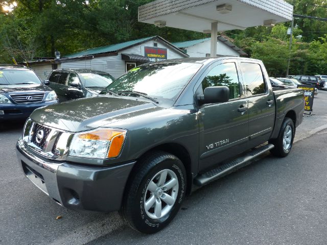 Nissan Titan 2008 photo 2