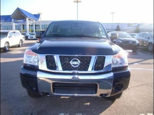 Nissan Titan SE Other