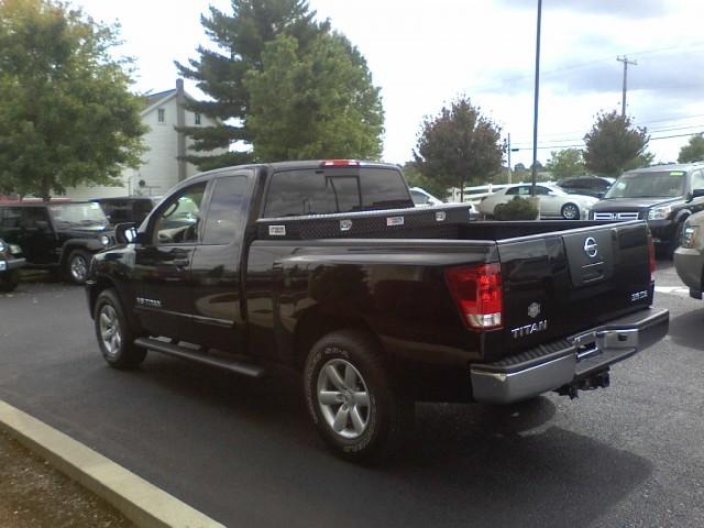 Nissan Titan 2008 photo 1