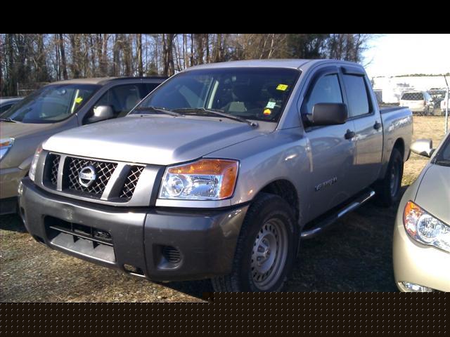 Nissan Titan 2008 photo 2