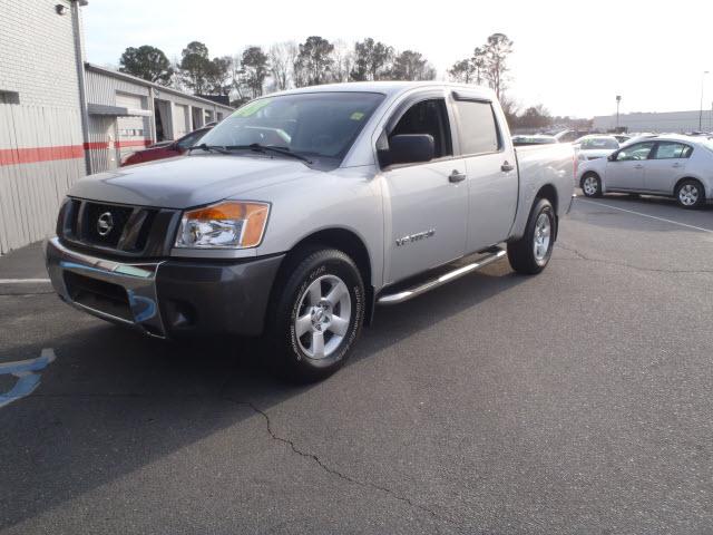 Nissan Titan 2008 photo 3