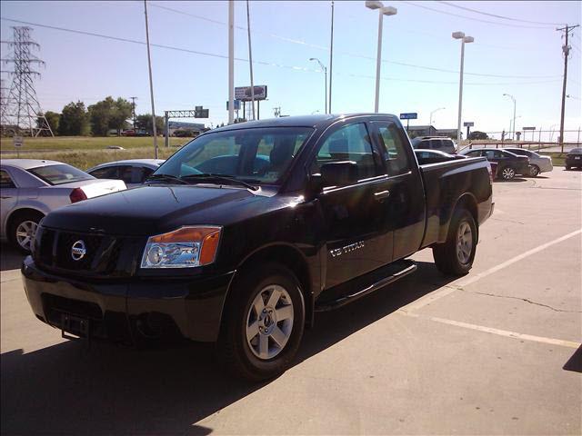 Nissan Titan 2008 photo 1