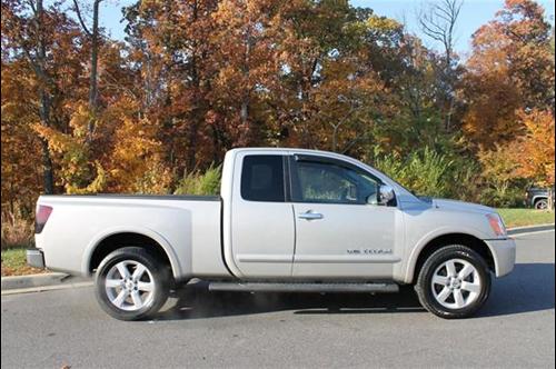 Nissan Titan 2008 photo 1