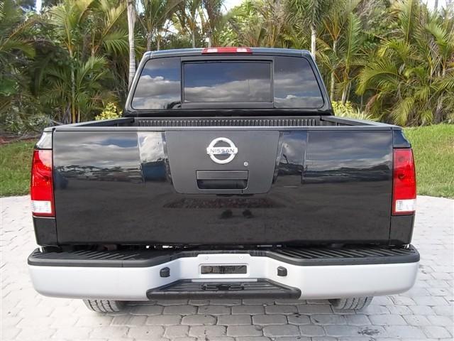 Nissan Titan 2008 photo 2