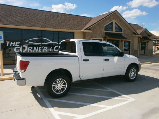 Nissan Titan 2008 photo 1