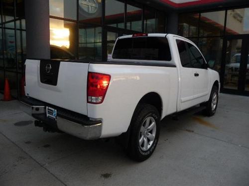 Nissan Titan 2008 photo 2