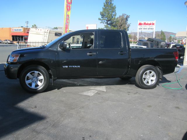 Nissan Titan 2008 photo 2