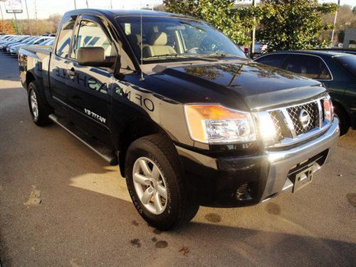 Nissan Titan 2008 photo 1