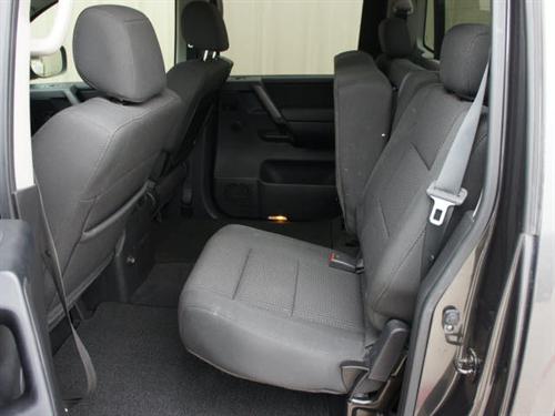 Nissan Titan GLS Other