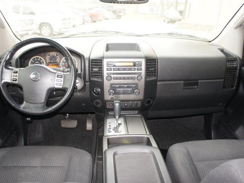 Nissan Titan 2008 photo 2