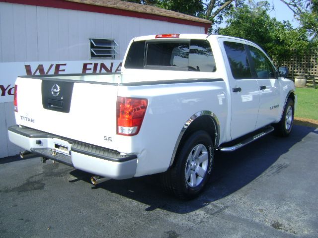Nissan Titan 2008 photo 2