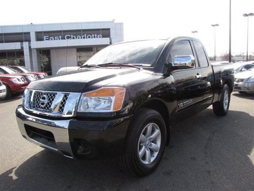 Nissan Titan GLS Touring A/T Other
