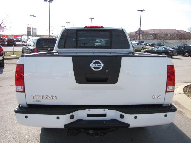 Nissan Titan 2008 photo 2