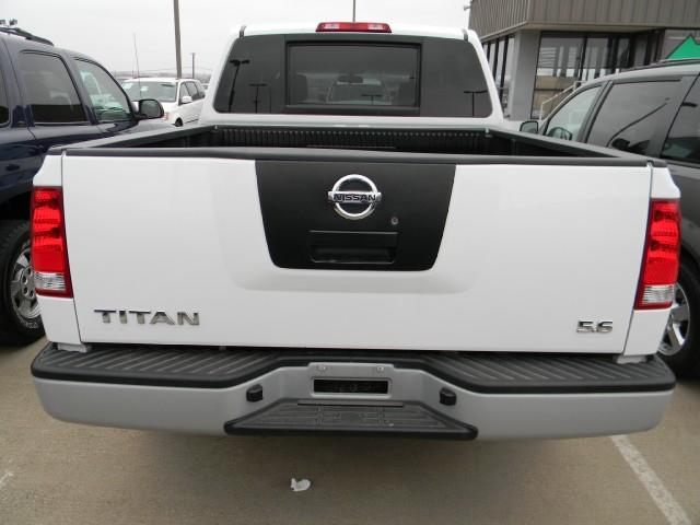 Nissan Titan 2008 photo 3