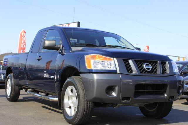 Nissan Titan 2008 photo 1