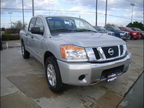 Nissan Titan SE Other