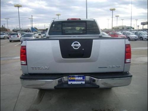 Nissan Titan 2009 photo 2