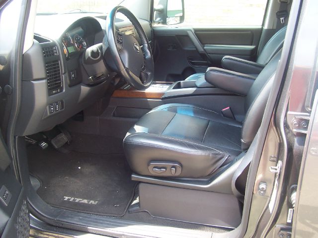 Nissan Titan 2009 photo 3