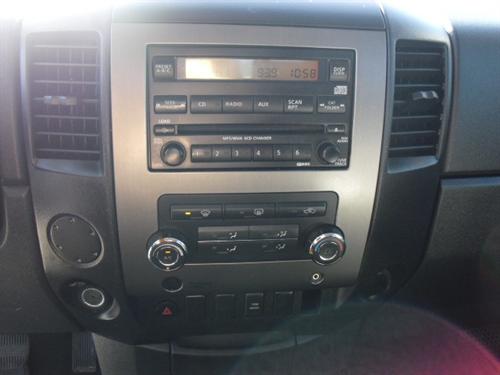 Nissan Titan 2009 photo 2