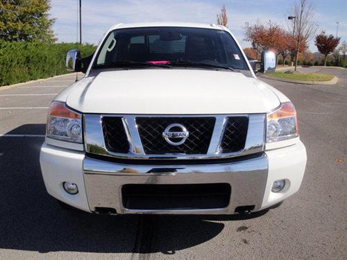 Nissan Titan 2009 photo 1