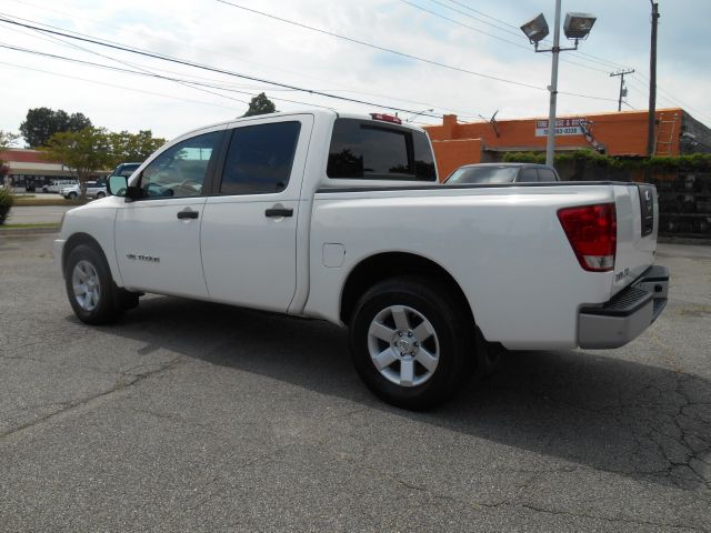 Nissan Titan 2009 photo 1