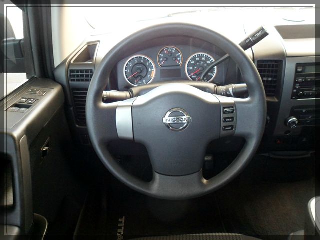 Nissan Titan 2009 photo 3