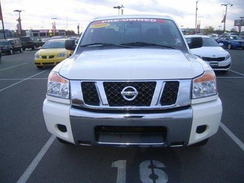 Nissan Titan SE Other