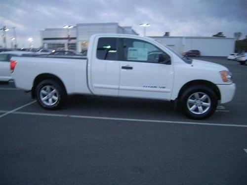Nissan Titan 2009 photo 2