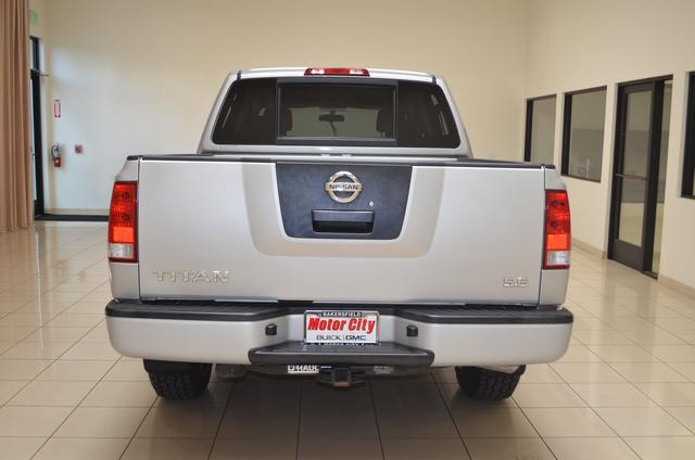 Nissan Titan W/nav.sys Pickup Truck
