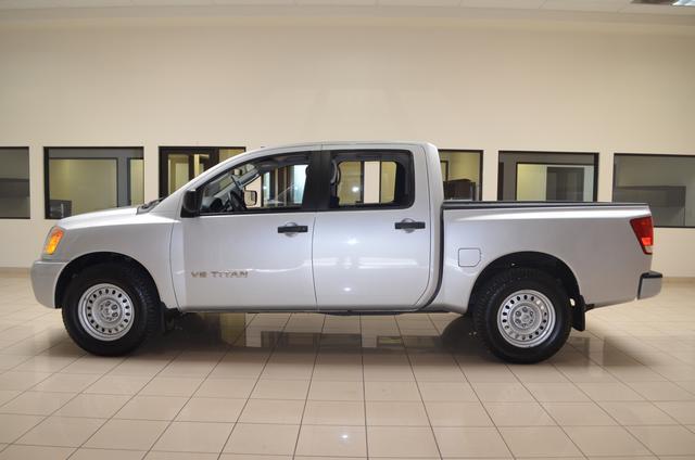 Nissan Titan 2009 photo 2