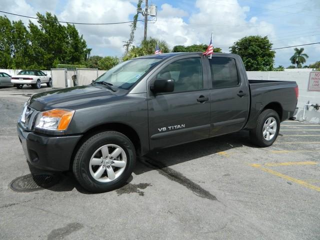Nissan Titan 2009 photo 3