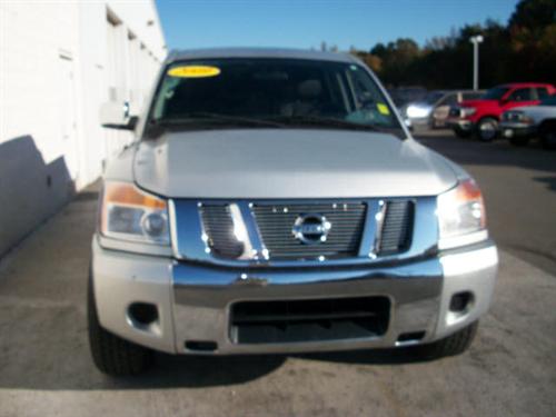 Nissan Titan 2009 photo 2
