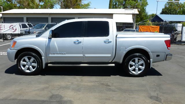 Nissan Titan 2009 photo 3