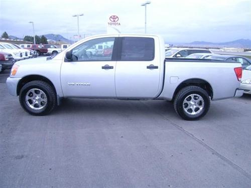 Nissan Titan 2009 photo 2