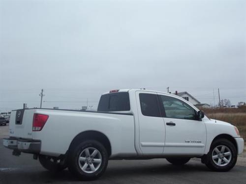 Nissan Titan 2010 photo 5