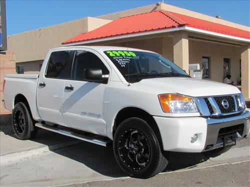 Nissan Titan SE Sedan Fully-loaded Other