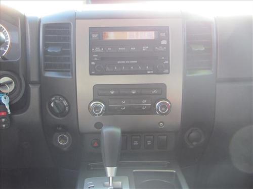Nissan Titan 2010 photo 4