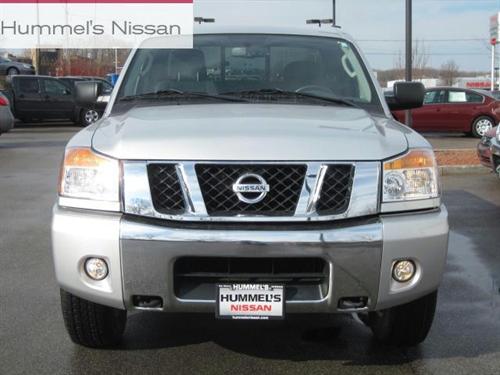 Nissan Titan 2010 photo 3