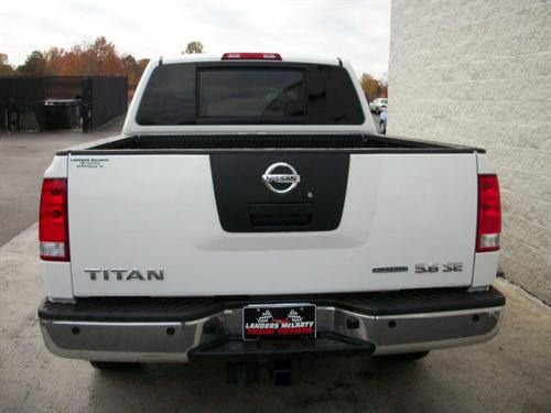 Nissan Titan 2010 photo 3