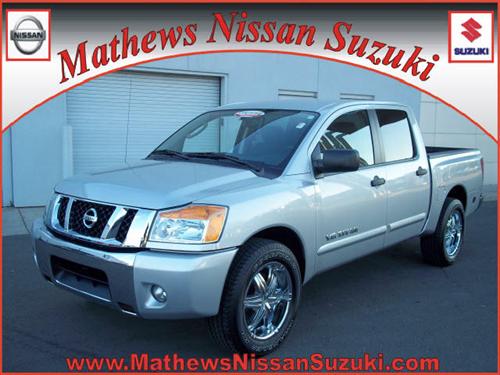 Nissan Titan SE Other