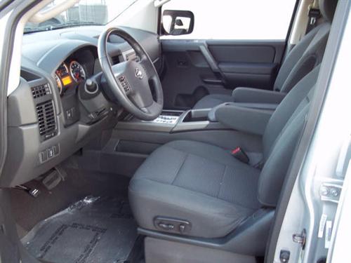 Nissan Titan 2010 photo 5