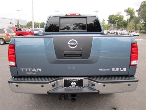 Nissan Titan 2010 photo 3